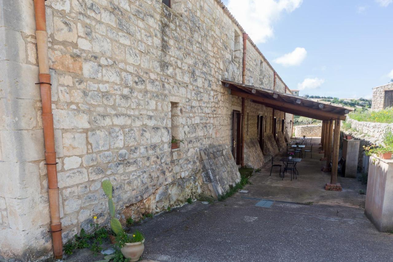 Valle Dell'Acanto モーディカ エクステリア 写真